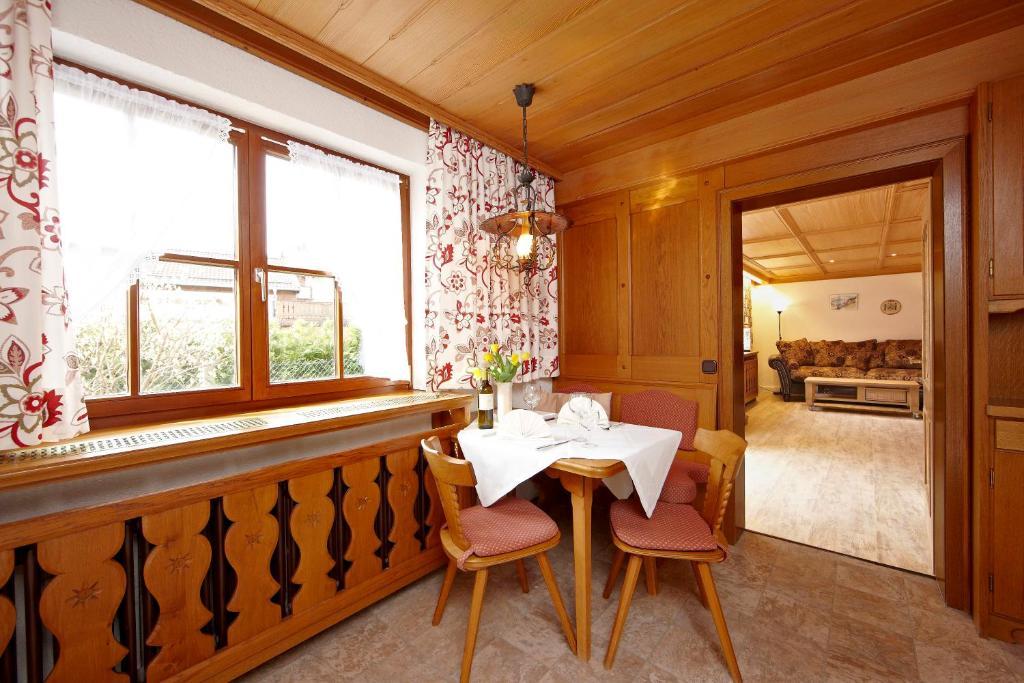 Haus Schweigart Mittenwald Quarto foto